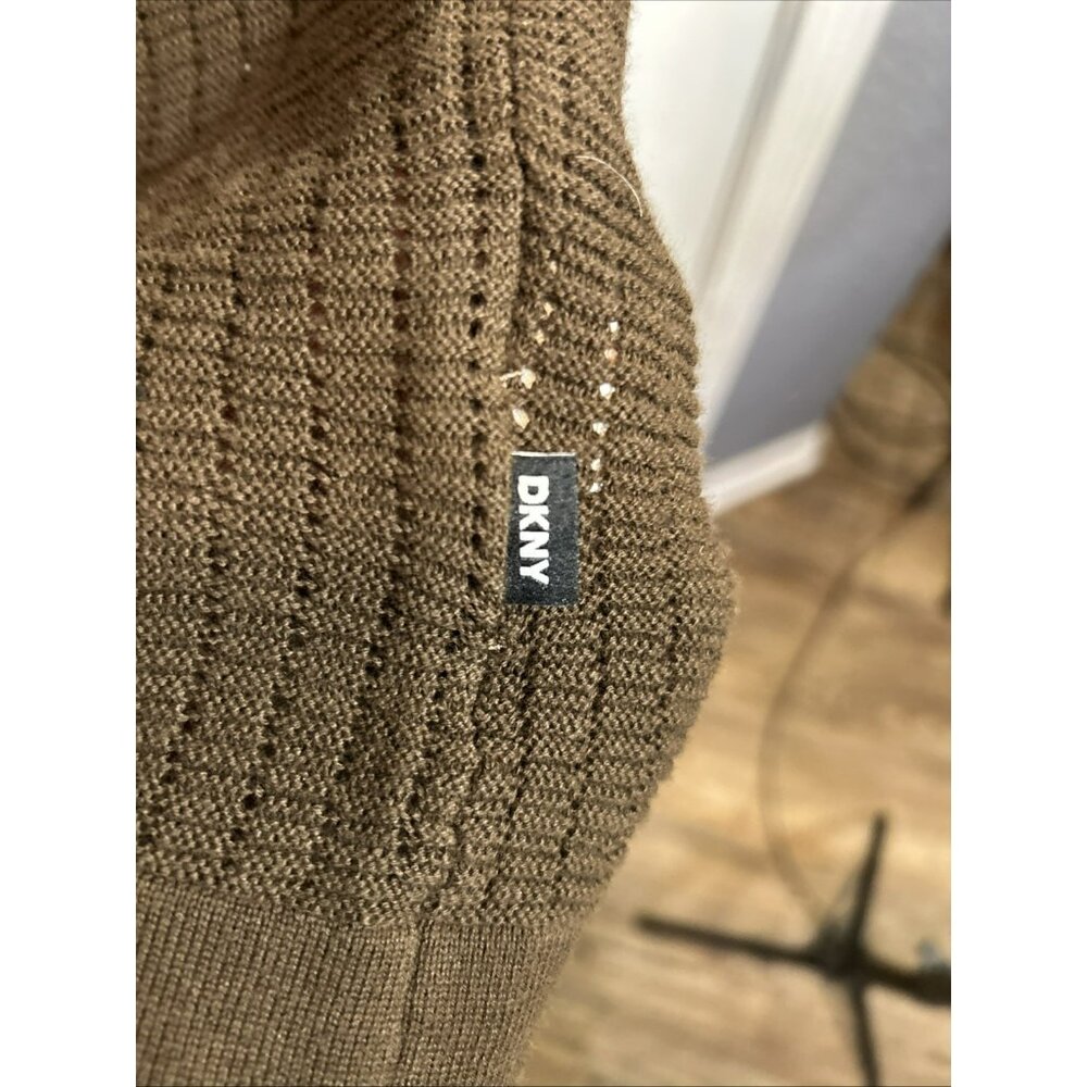 DKNY Men’s Cafe Brown Grid Sweater Shirt M Button-Up NWT | Designer Casual - Picture 5 of 6